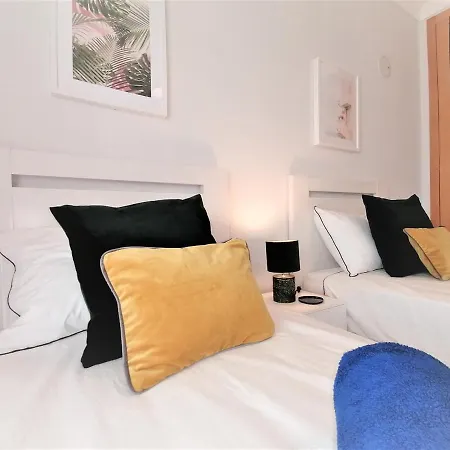 Seasons Espirito Santo דירה